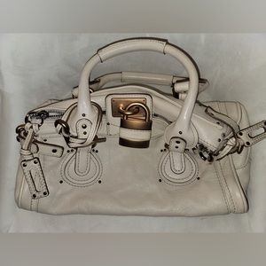 Authentic Chloe Paddington Bag in a Luxe Cream colour. In perfect condition!
